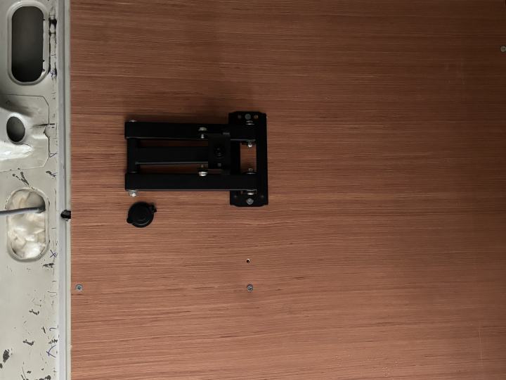 Montage des murs + plan de cuisine